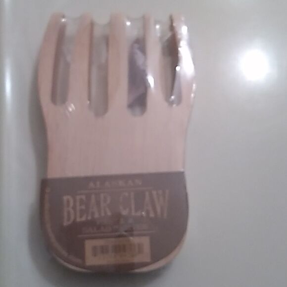 Alaskan Bear Claw Server - Picture 2 of 2